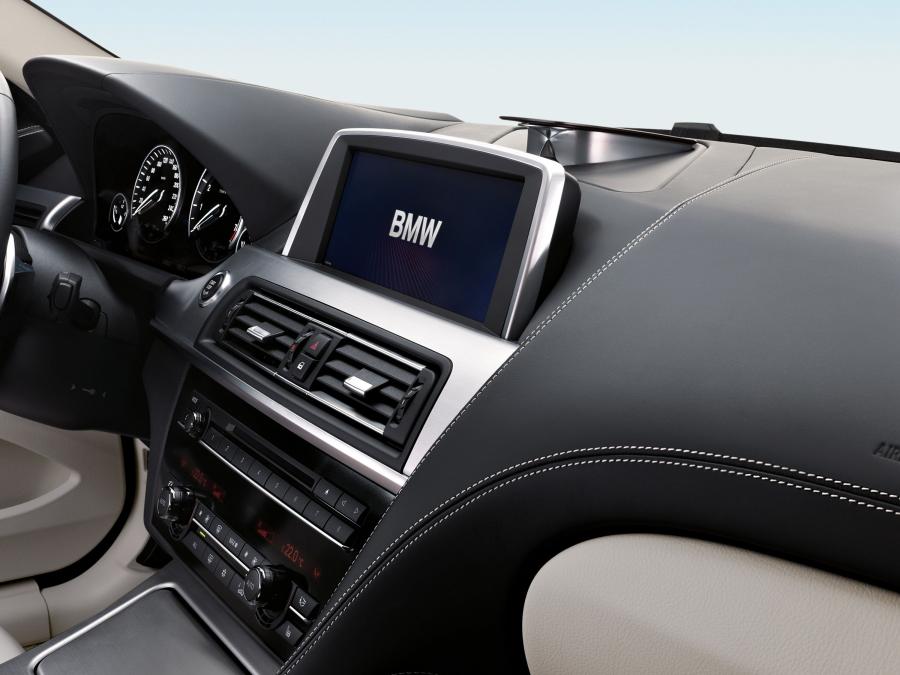  BMW 650i Coupe 2012 года  (фото 12 из 59)
